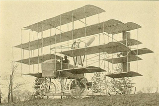 Illustration for article titled 15 Early Airplanes With More Wings Than a Bucket of Fried Chicken